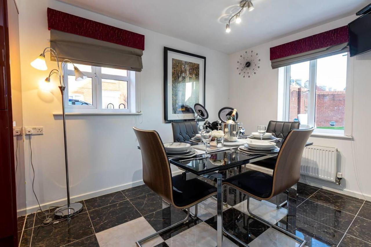 Beautifully Designed 3 Bed House - In Mánchester Exterior foto